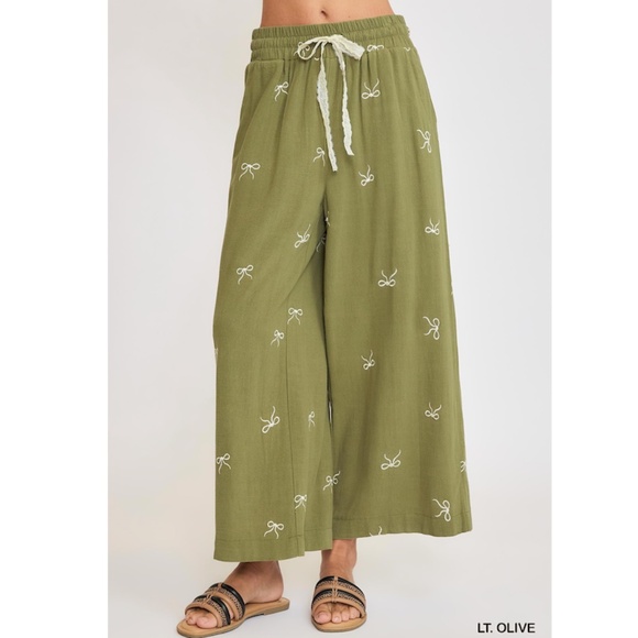 Umgee Pants - 🌟 “The Eva" Olive Pants Embroidered Bow Linen Pull on
